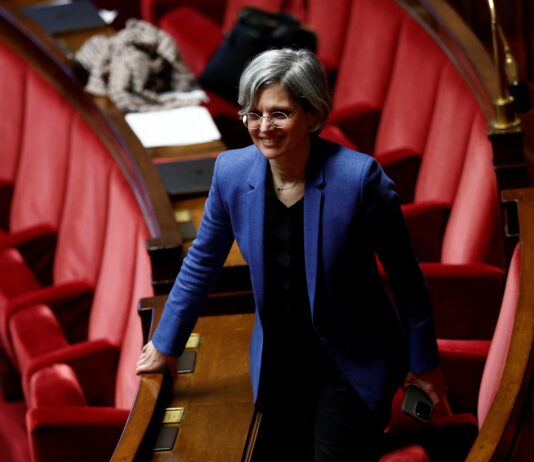 Politique : l’écologiste Sandrine Rousseau souhaite un référendum sur la sortie du nucléaire