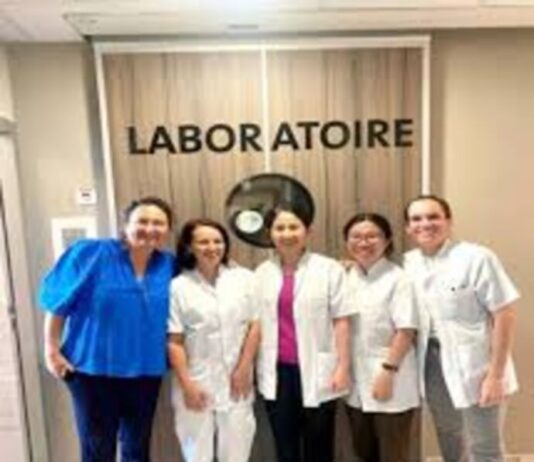 Le Vietnam transfère une technique innovante de procréation assistée à la France