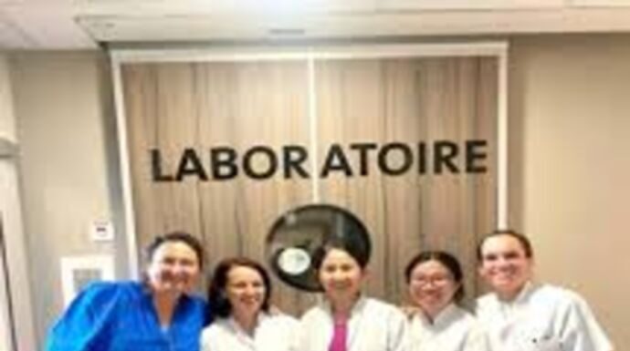 Le Vietnam transfère une technique innovante de procréation assistée à la France